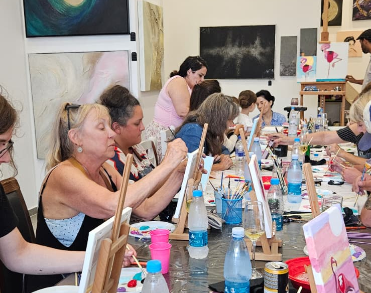 Paint n Sip Event